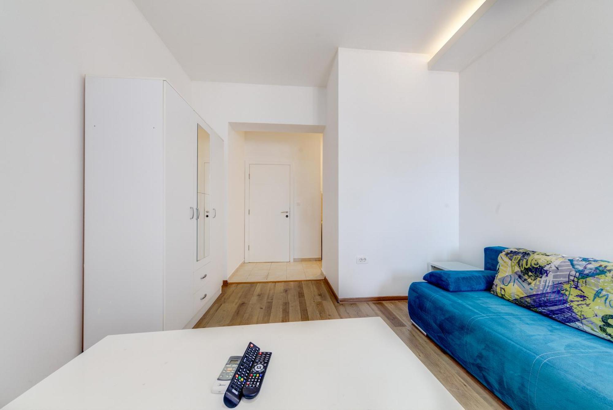 Post Office Center Apartments Будва Екстер'єр фото