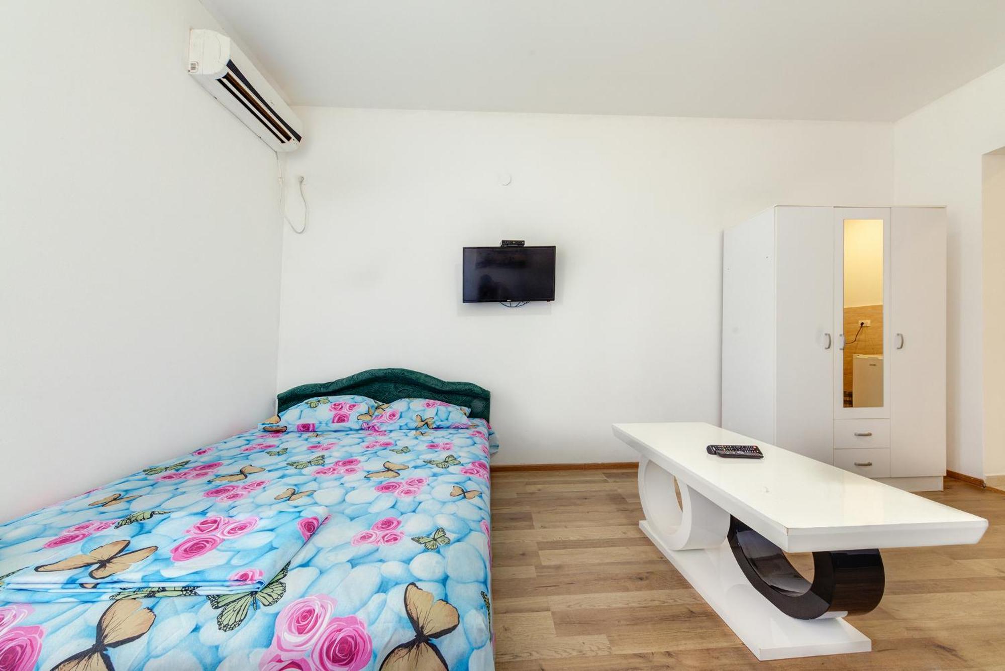 Post Office Center Apartments Будва Екстер'єр фото