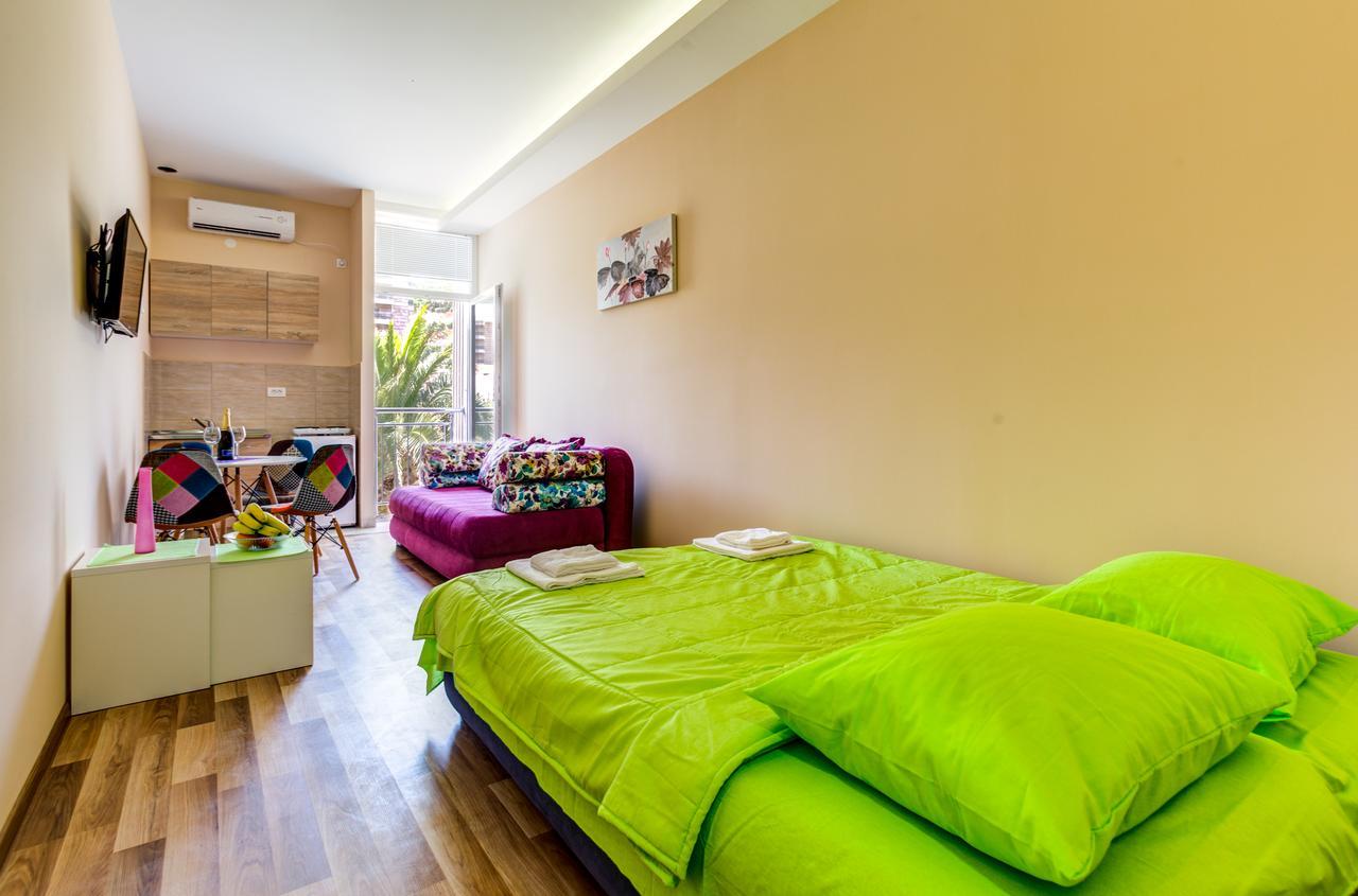Post Office Center Apartments Будва Екстер'єр фото