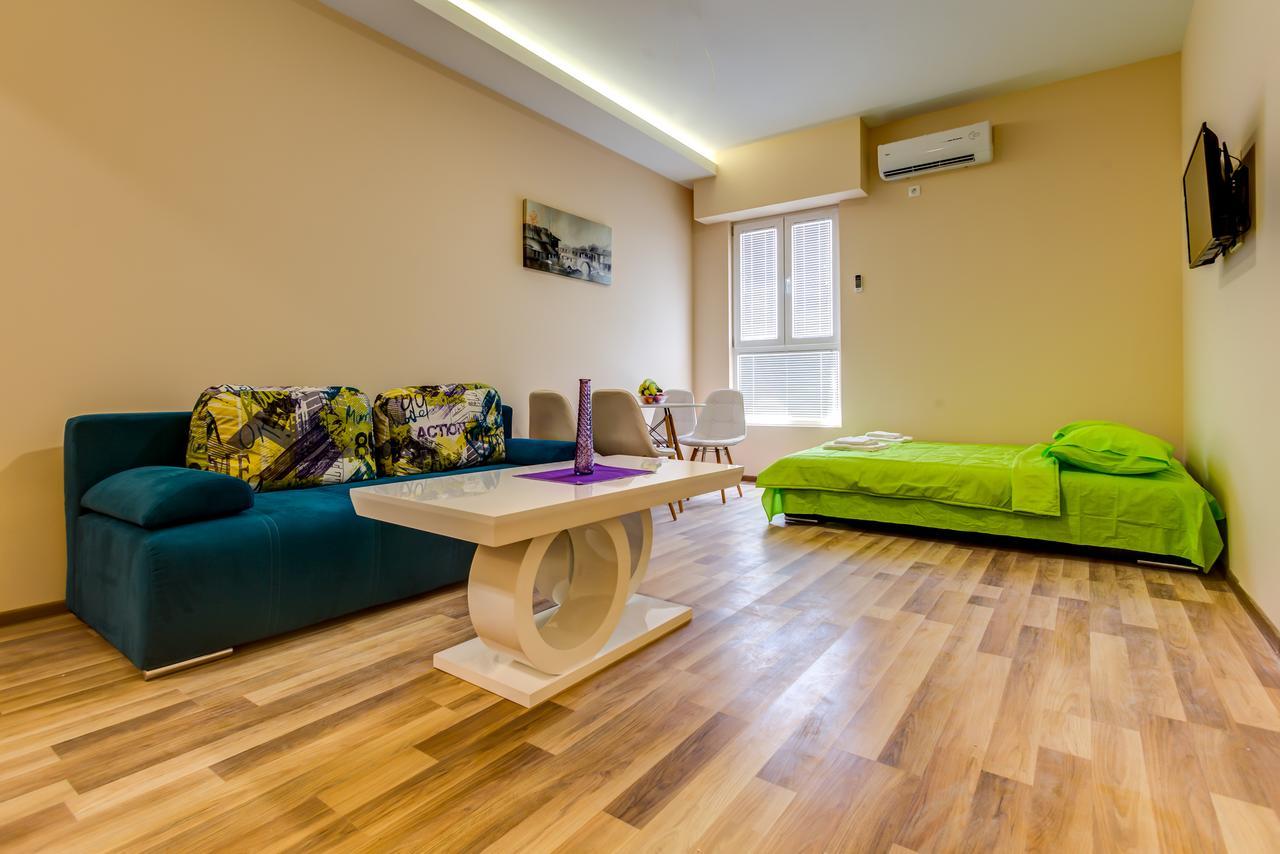 Post Office Center Apartments Будва Екстер'єр фото